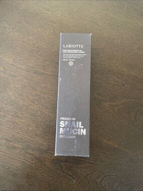 Premium Snail Mucin Emulsion - Black